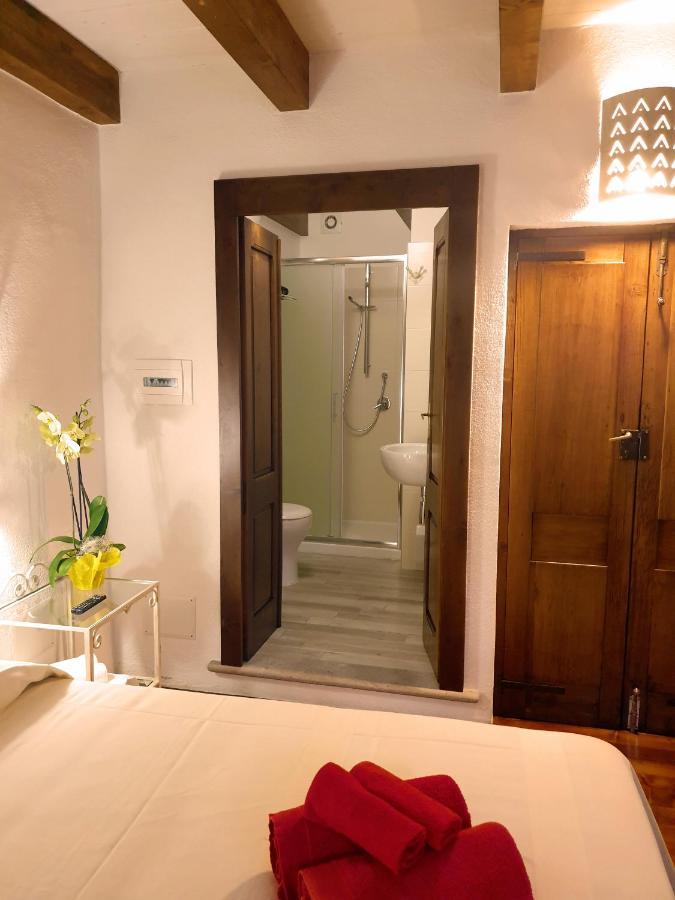 The Templars Guesthouse Santu Lussurgiu Luaran gambar