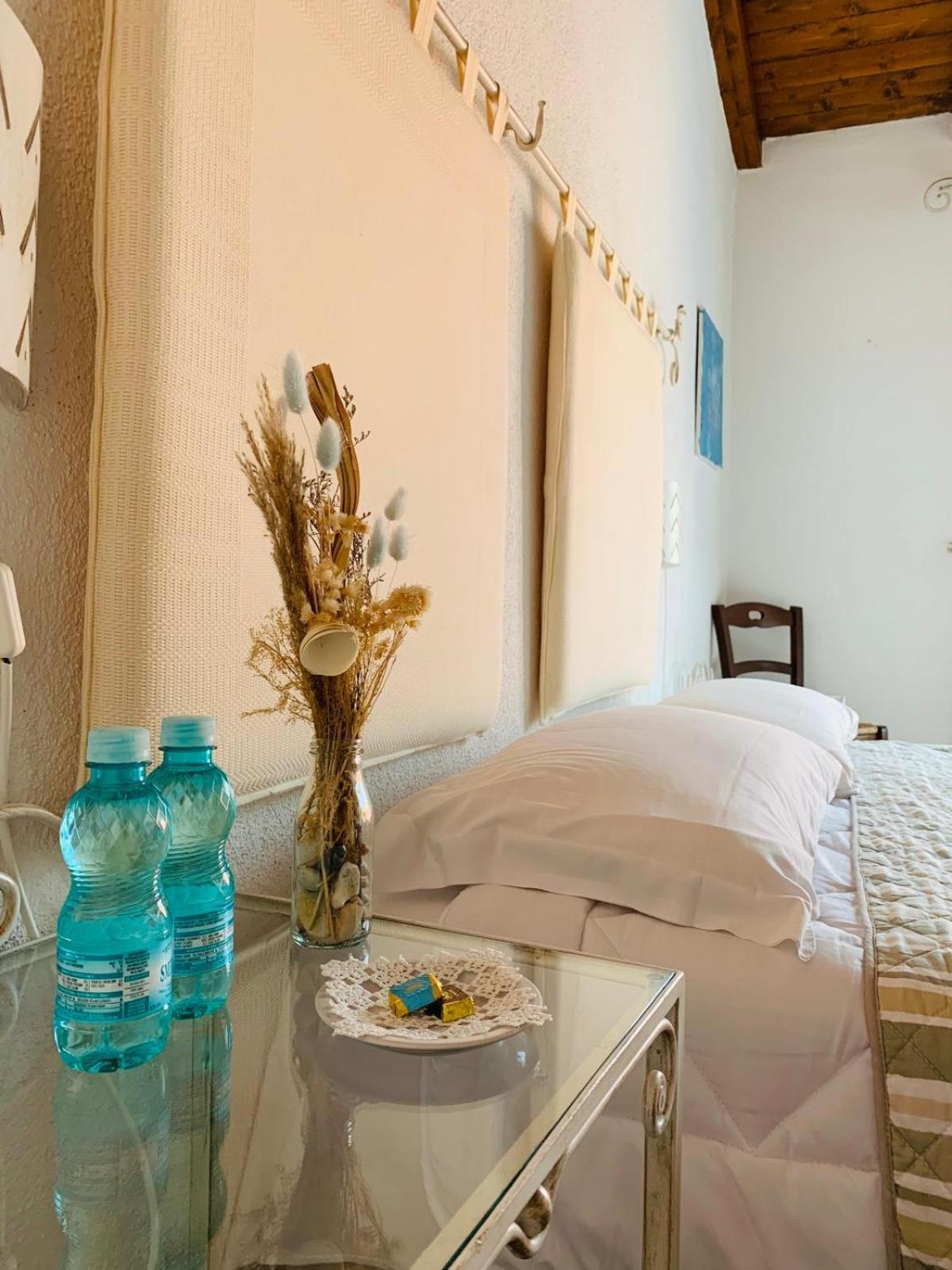 The Templars Guesthouse Santu Lussurgiu Luaran gambar
