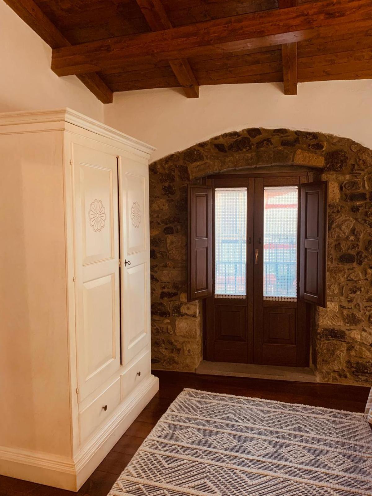 The Templars Guesthouse Santu Lussurgiu Luaran gambar
